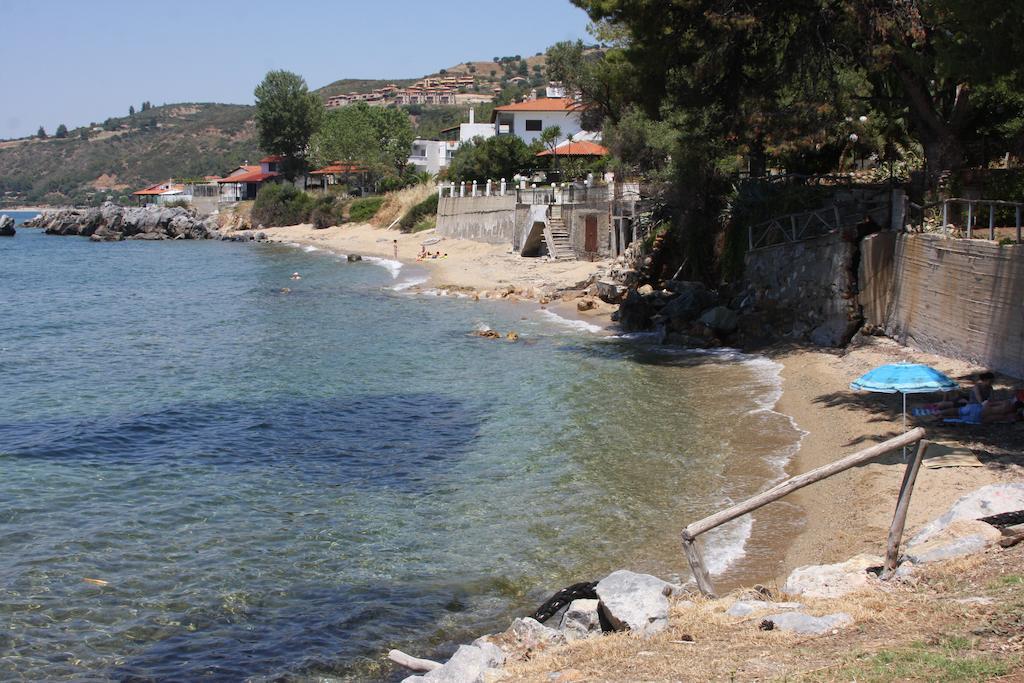Xenios Loutra Village Karnagio Екстер'єр фото